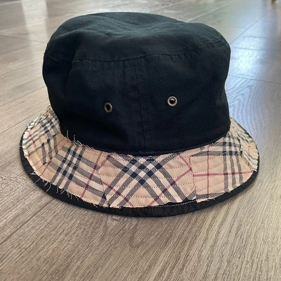 Repurposed Authentic BURBERRY Patchwork Bucket Hat display picture 1